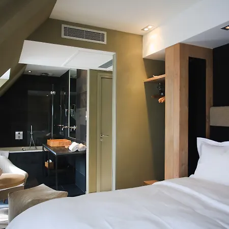Hotel Hidden Paris