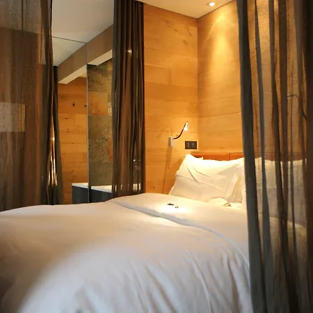 Hidden Hotel 4*